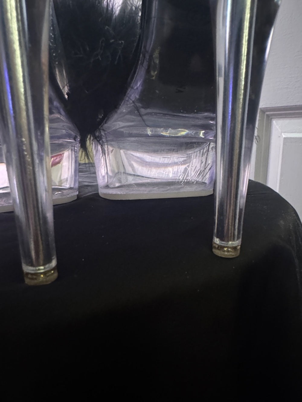 Black Feather Clear Platform Heels - Picture 9 of 10